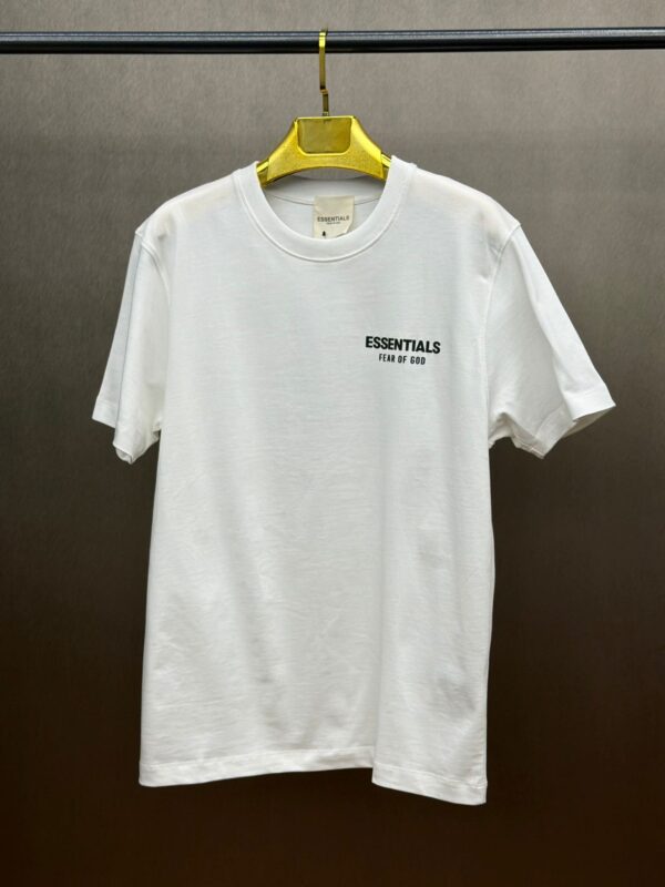 ESSENTIA | WHITE