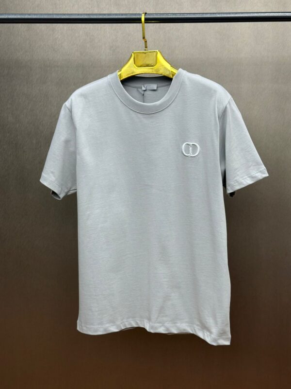 CD | GREY