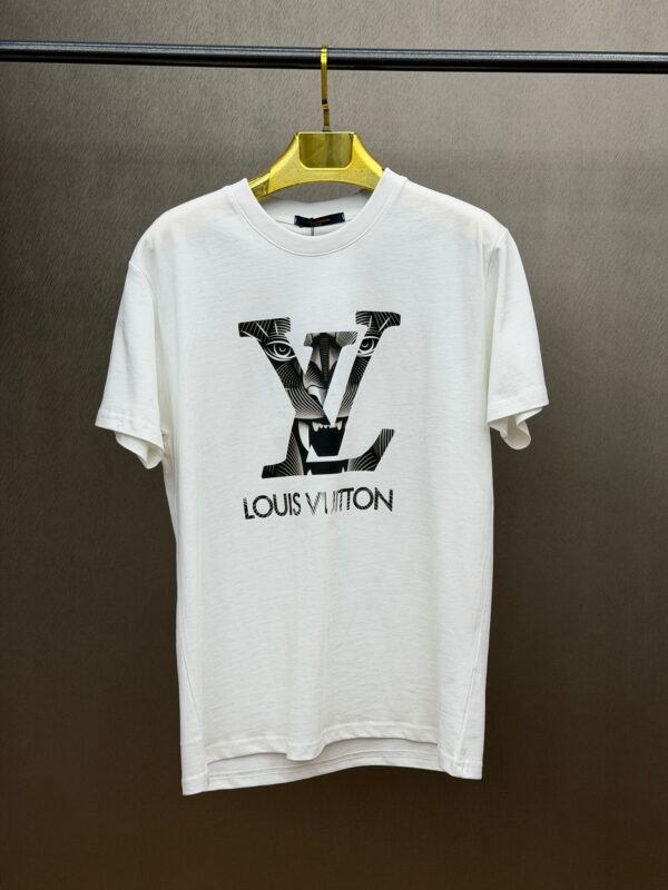 LV | WHITE